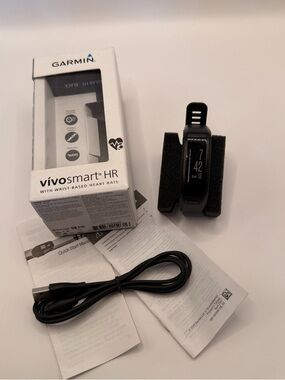 Garmin vívosmart HR White Quick Start Manuals